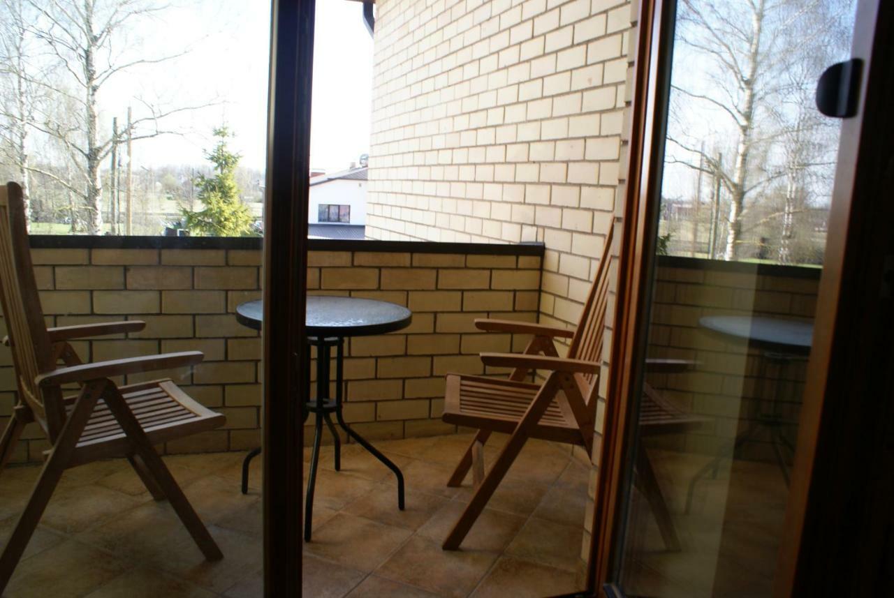 Spacious Rooms In Peaceful Jelgava Area Exteriör bild